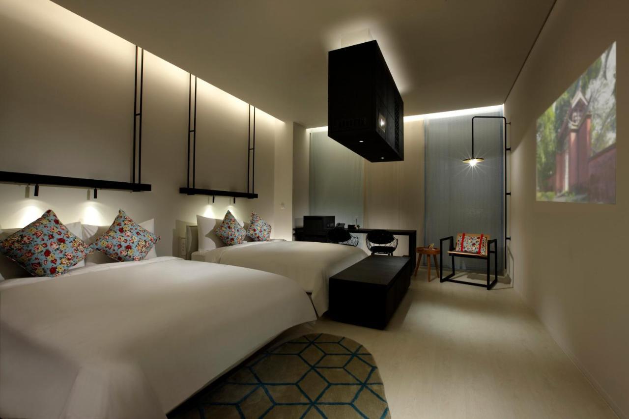 The Place Tainan Exterior foto