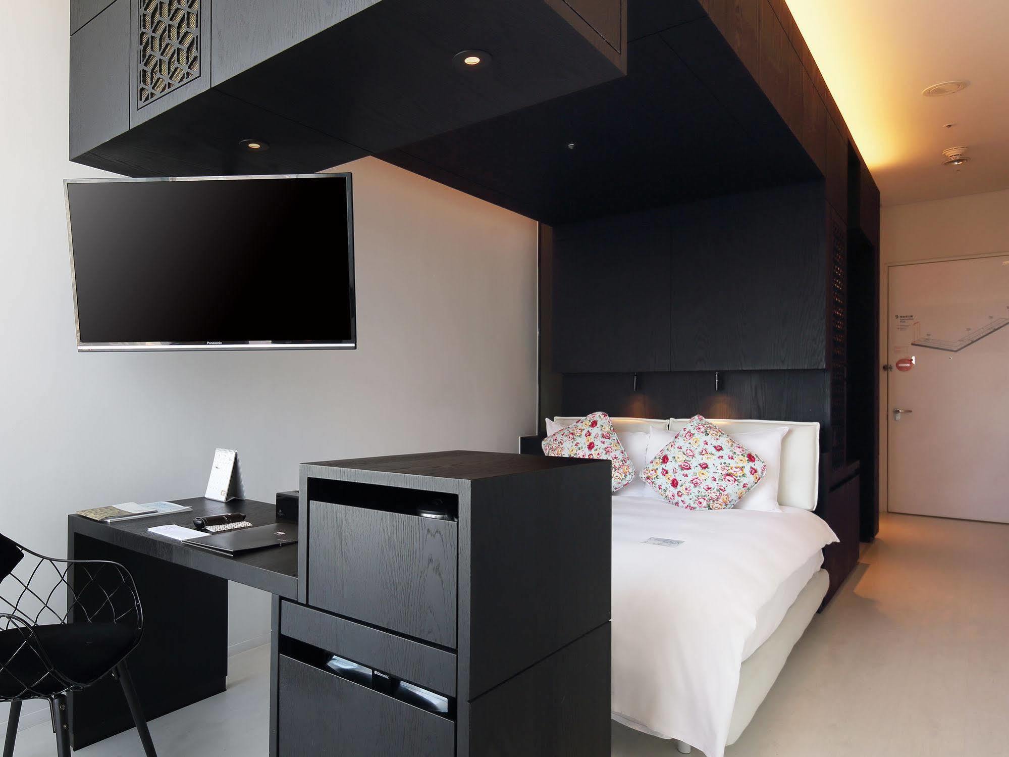 The Place Tainan Exterior foto